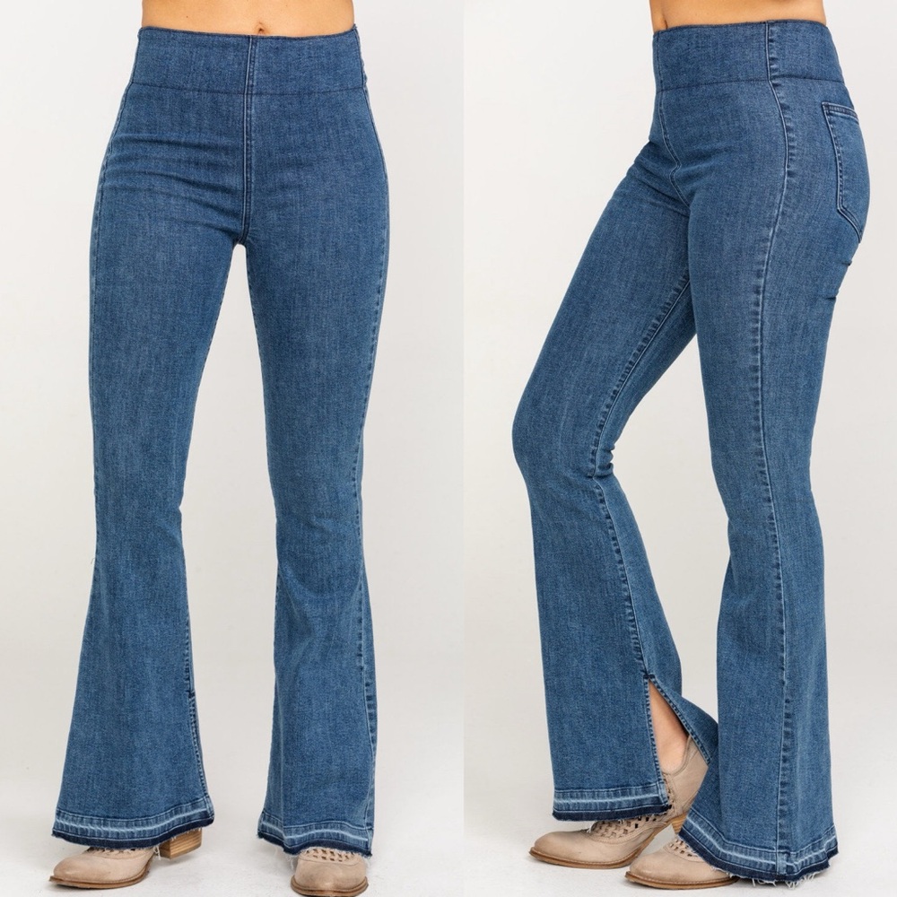 Show Me Your MuMu Austin Pull On Flare Wide Leg Jeans
High Rise Stretch Small S